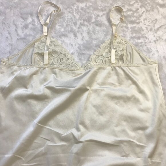 Vintage Vanity Fair Satin Slip Dress Womens Size 36 Lace Trim Nightgown USA MADE - Picture 4 of 11